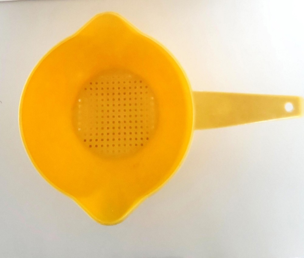 Vintage Tupperware Yellow Strainer Colander 1 Quart Double Spout
