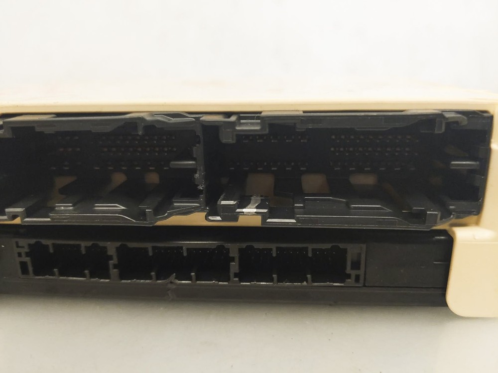 2018 Toyota Camry Le 2.5L Multi Plex Network Computer Module Unit 82730-06A80