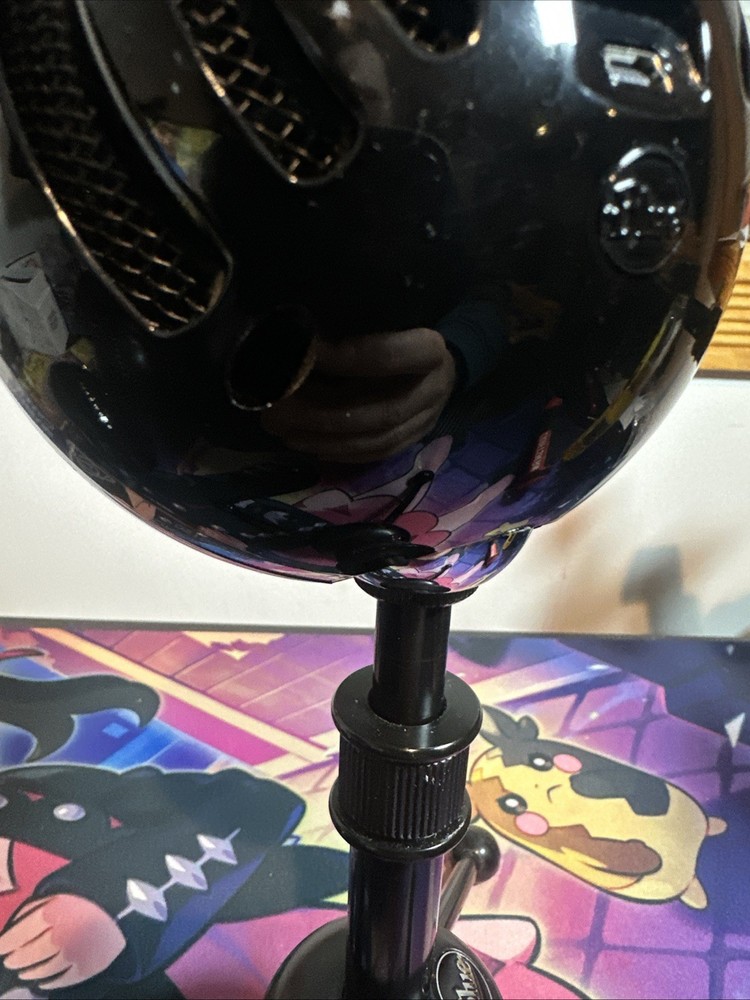 Yeti Snowball Black Microphone & Adjustable Tripod