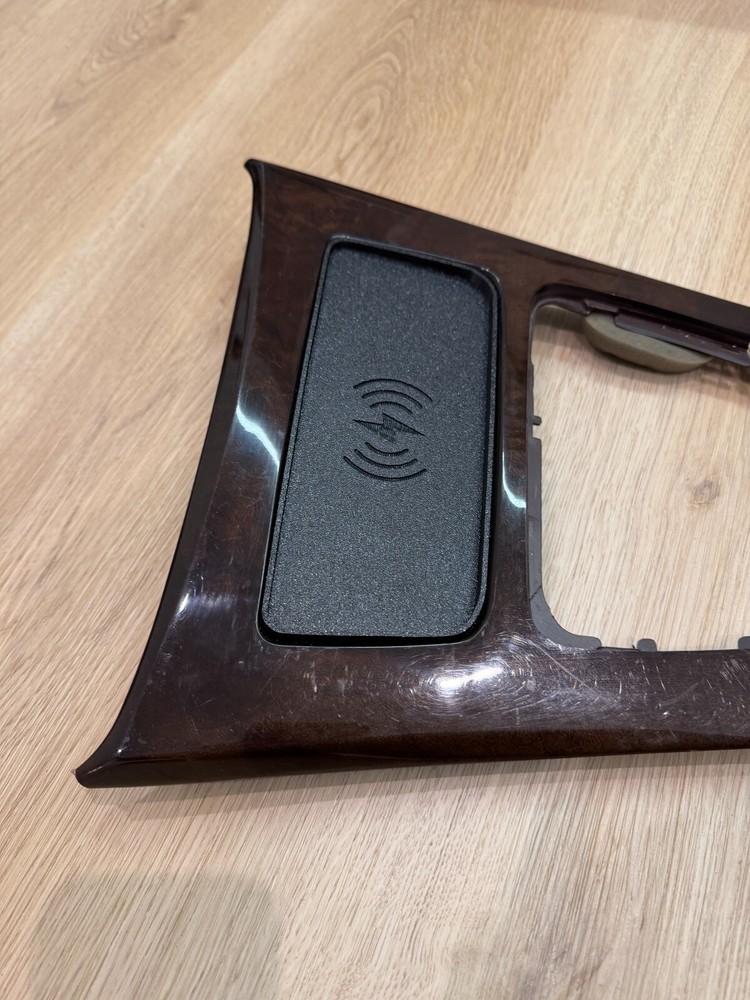 BMW E90/E91/E92/E93 Wireless Phone Charger – Ashtray/Storage Box Replacement