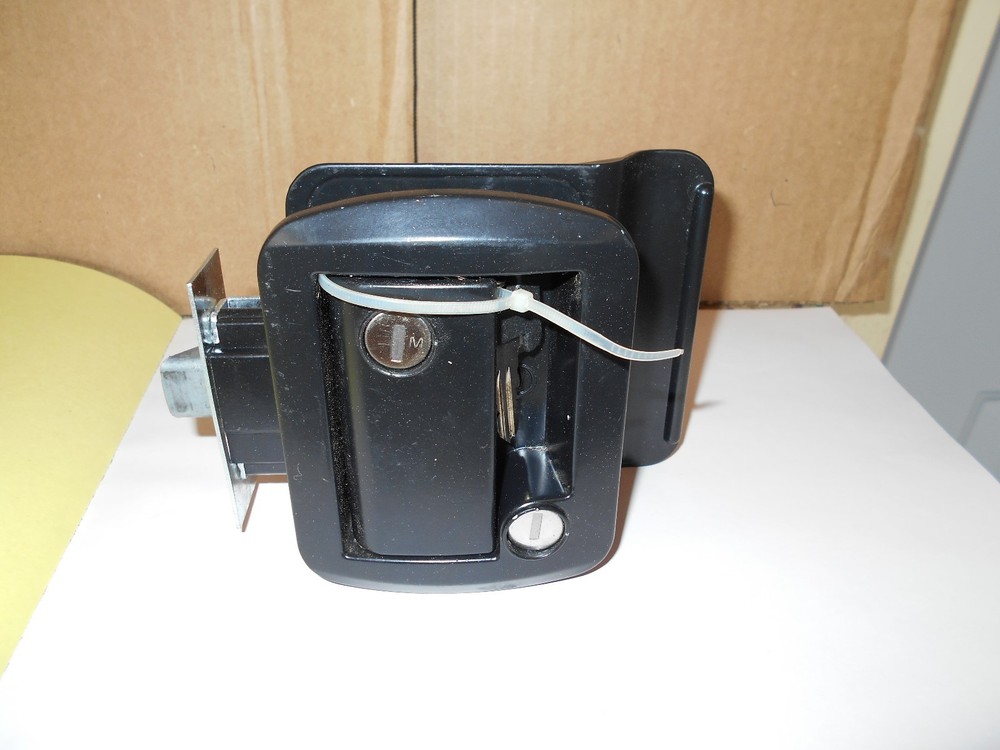 *RV EXTERIOR ENTRY DOOR LOCK HANDLE WITH DEADBOLT FREE SHIPPING