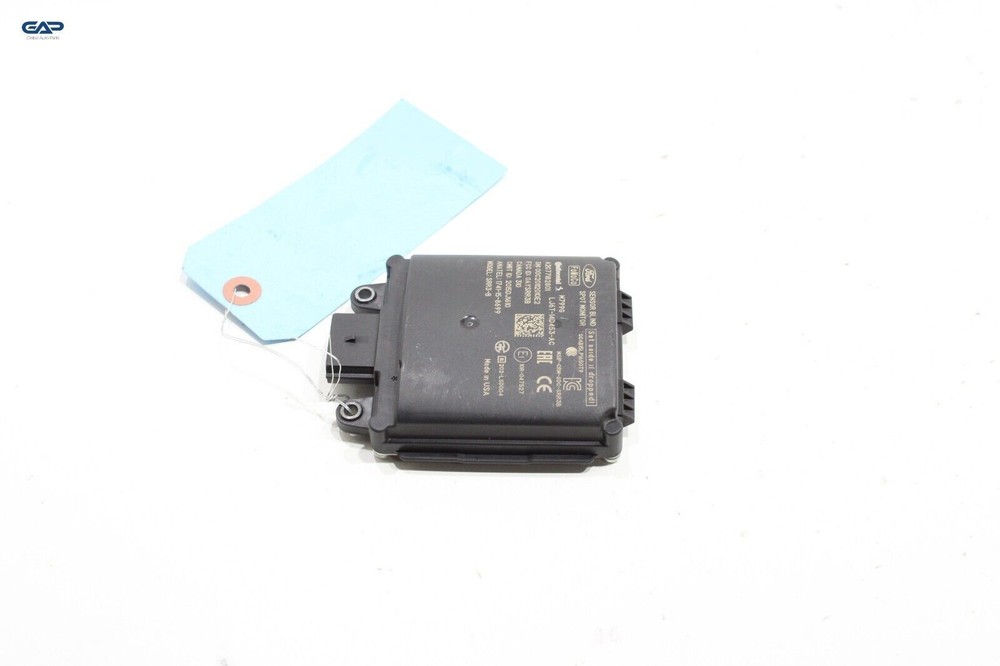 2020 - 2021 FORD ESCAPE REAR LEFT DRIVER SIDE BLIND SPOT RADAR SENSOR MODULE OEM