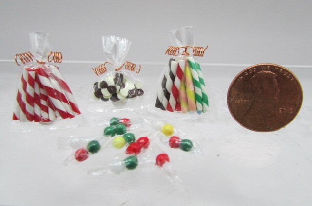 Dollhouse Miniature Packaged Candy & Gum Set - Various Types