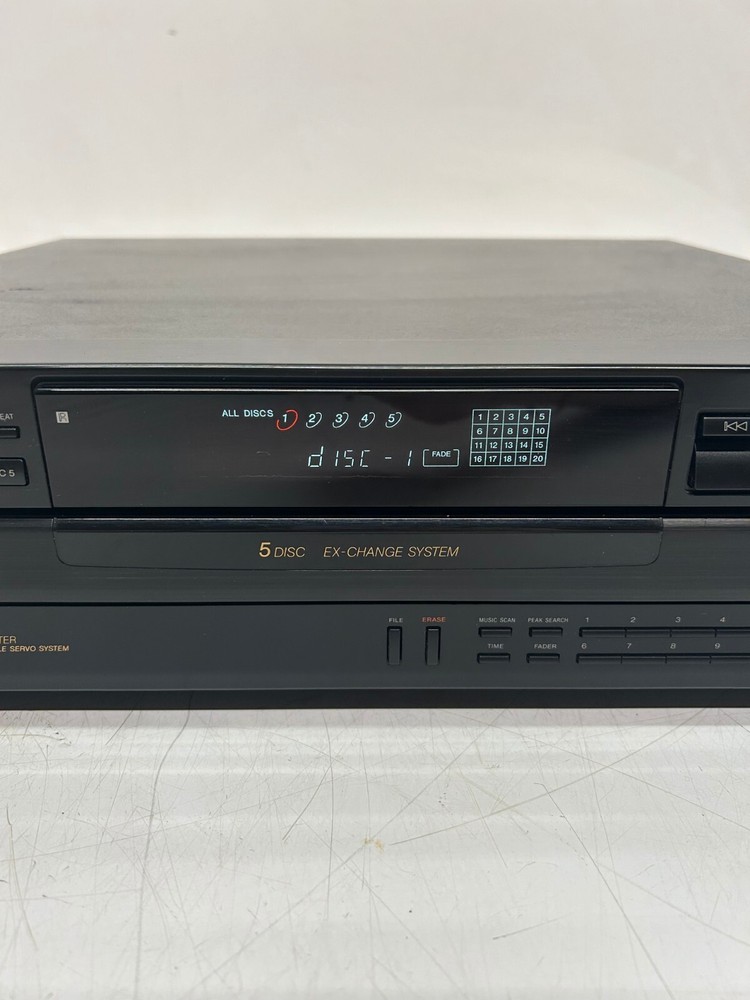 Vtg Sony Model CPD-C445 Compact 5 Disc CD Player Changer Powers On As Is