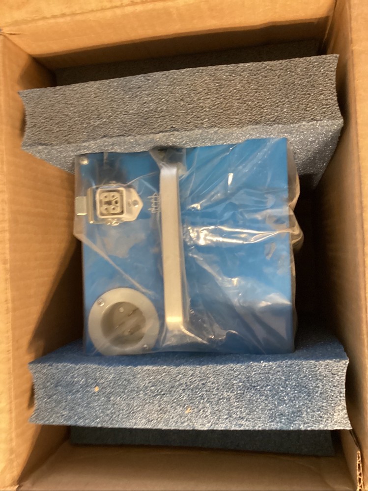 D-M-E Company Mainframe Power Box ….model MFP 1 G…NEW 😀