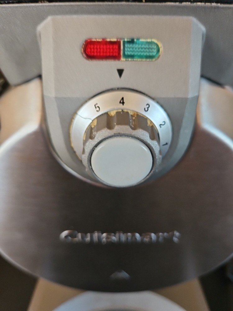 Cuisinart Vertical Belgium Waffle Maker Model VWM-200PC1