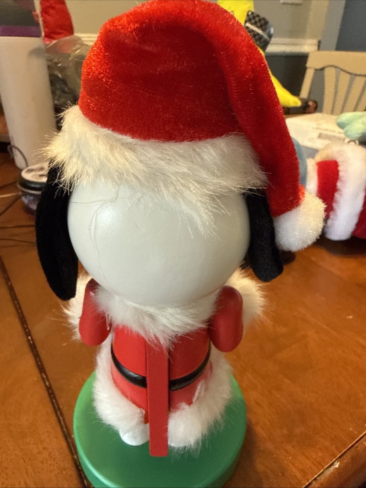 Peanuts, Snoopy Collectable Nutcracker, 8.5" Tall, by Ruz
