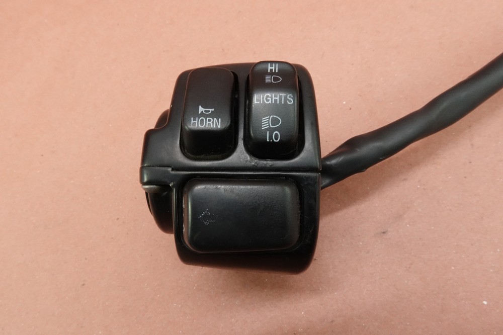 2002-2004 HARLEY-DAVIDSON SOFTAIL Standard FXST LEFT CONTROL HORN SIGNALS SWITCH