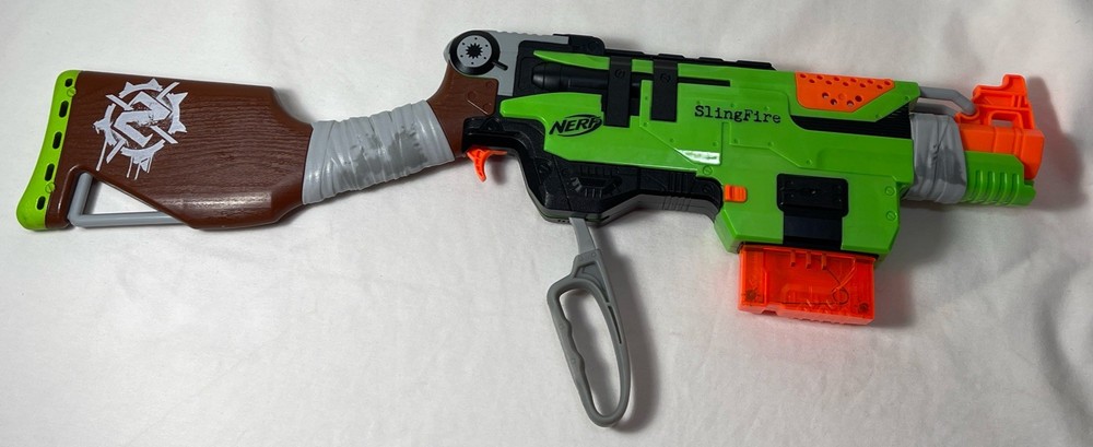 NERF ZOMBIE STRIKE SlingFire Blaster