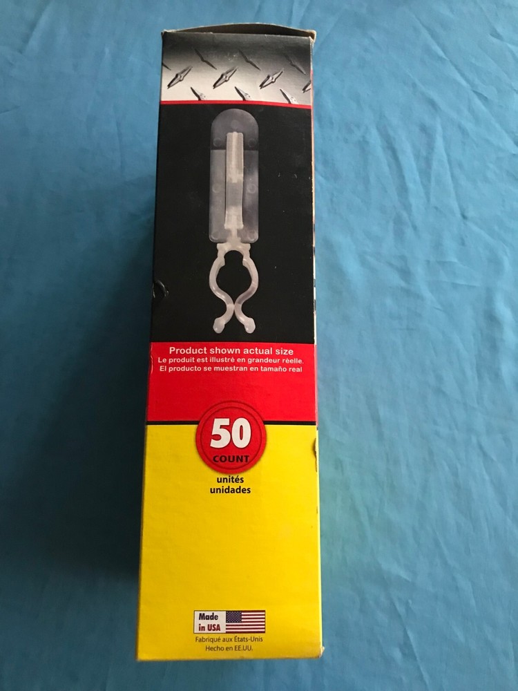 Pre-Owned 28 Count All Application Christmas / Holiday Light Clips