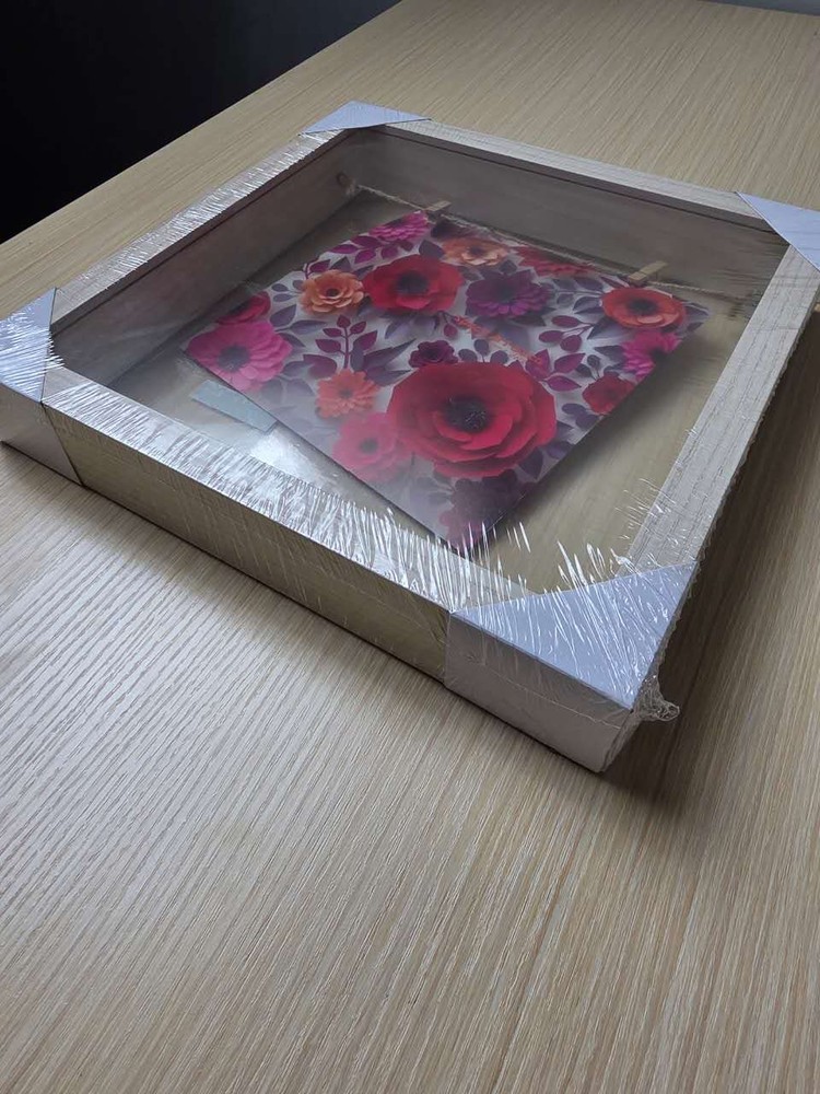 Shadow Box Frame 5 X 5 Shadowbox Display Case Wooden Picture Frame with Clip