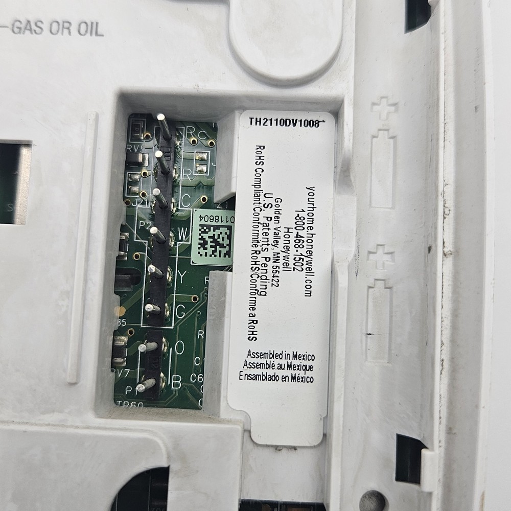 Honeywell TH2110DV1008 PRO 2000 Vertical Programmable Thermostat Tested Working