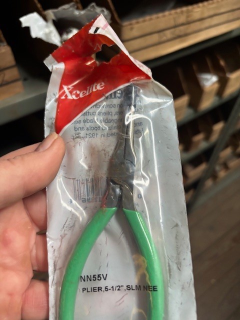 NN55VN XCELITE NEEDLE NOSE PLIERS
