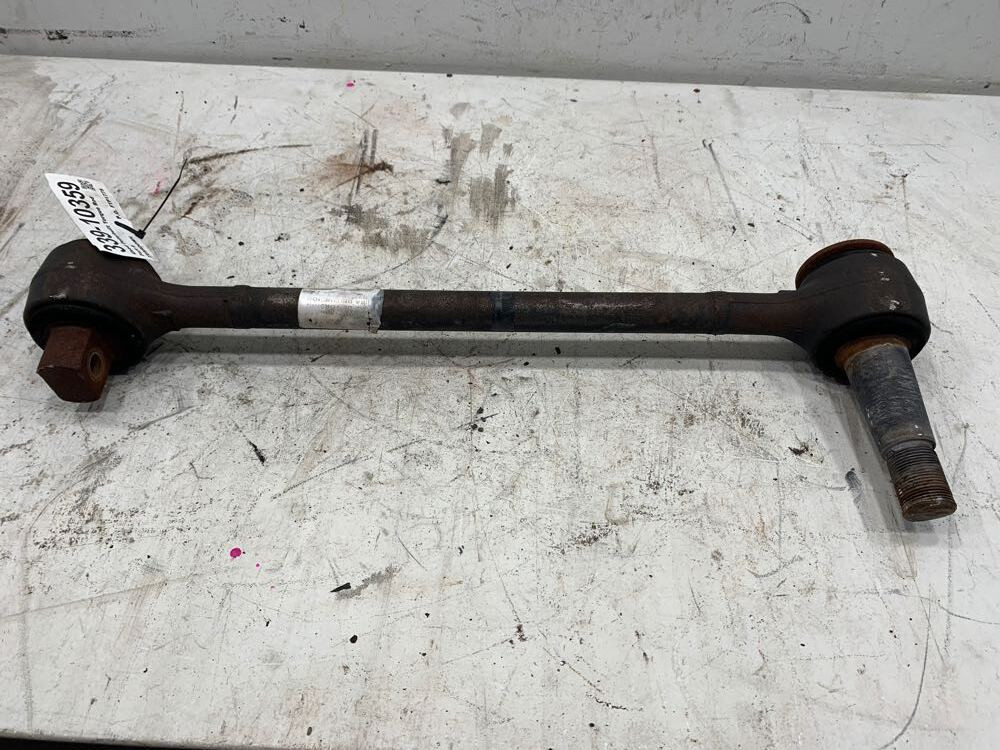 Peterbilt Torque Rod (339-10359)