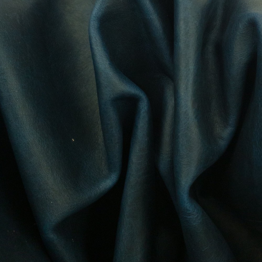 Genuine Bison Sides Project Pieces Blue Pull Up 3-4 OZ