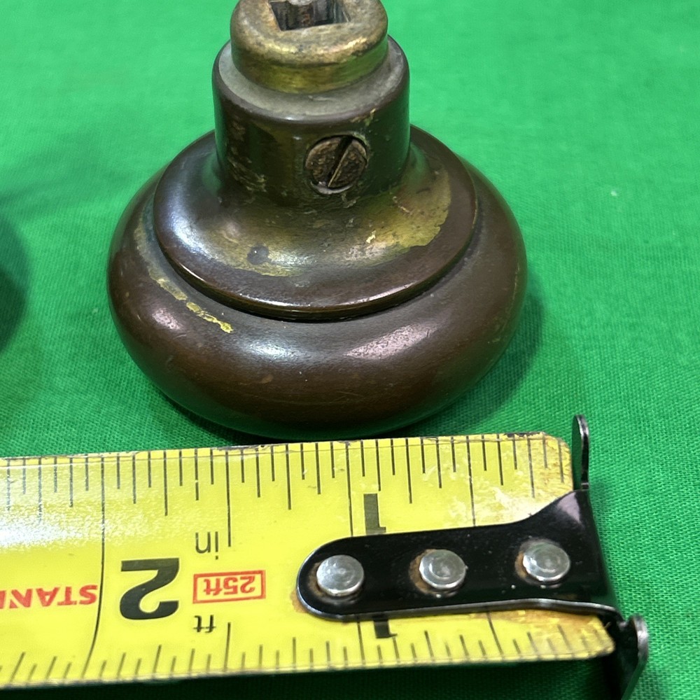 ANTIQUE BRASS DOOR KNOBS & Swivel SPINDLE 2” Knobs