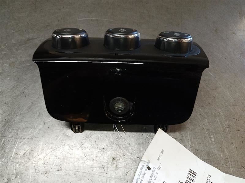 25802935 Dash Temperature Control from 2013 Chrysler 200 8934472