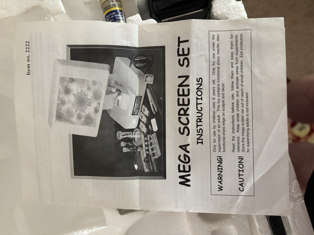 Vintage MICRO-SCIENCE MEGA SCREEN MICROSCOPE 62 PCS 1998-Used/Powers On