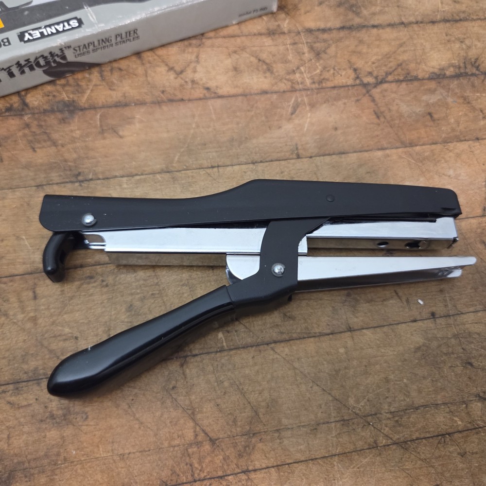 Bostitch Python Stapling Plier P3-IND New