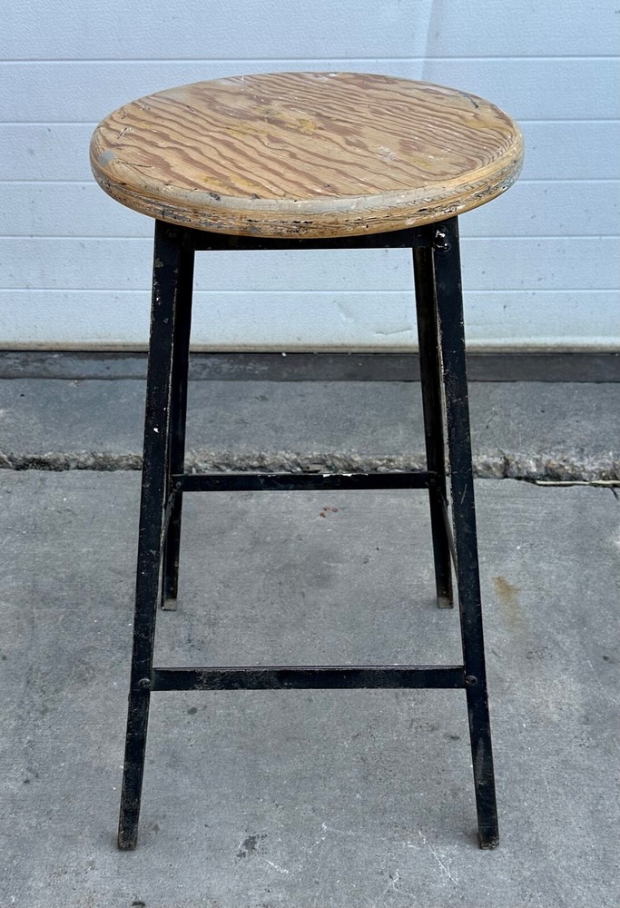 Vintage Industrial Shop Stool / Drafting Stool 26" High (5318)