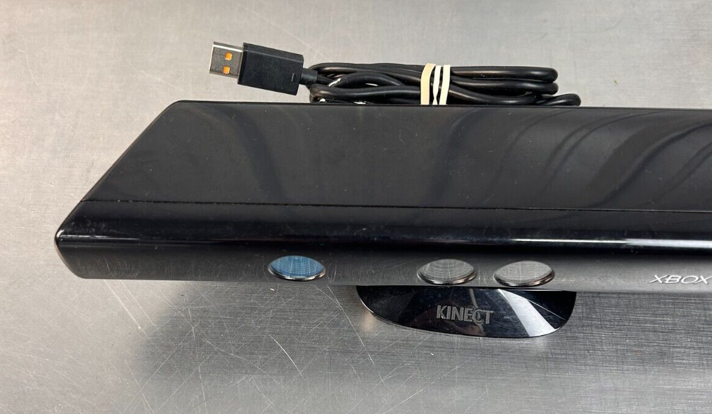 Microsoft Xbox 360 Kinect Sensor Model 1414 | Pre-Owned