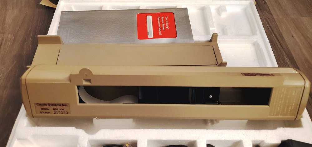 CAUZIN SOFTSTRIP READER FOR MACINTOSH VINTAGE APPLE WITH FLOPPY SOFTWARE