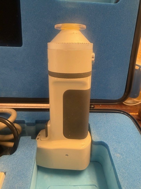 Minolta Data Processor DP-301, CR-300 Series Chroma Meter, Case Kit