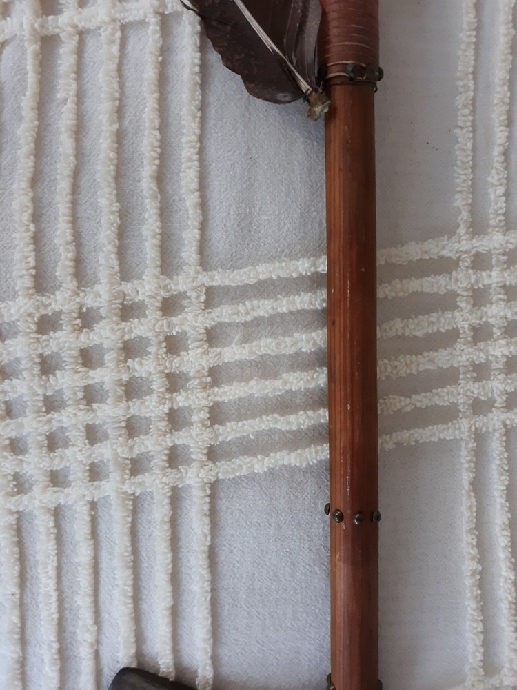 Tomahawk with Smoking Bowl - age Ax - Beads, feather & Studs - AX