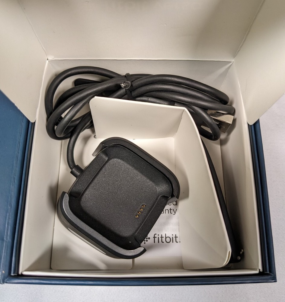 Fitbit Versa Smartwatch