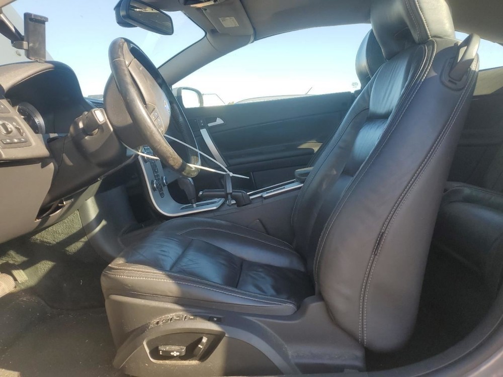 C70 2011 Glove Box 4909487