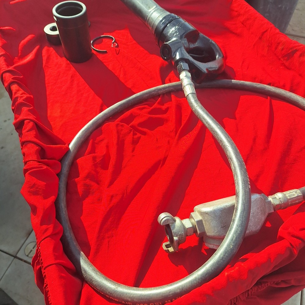 American pneumatic tool #133 Rivet busters