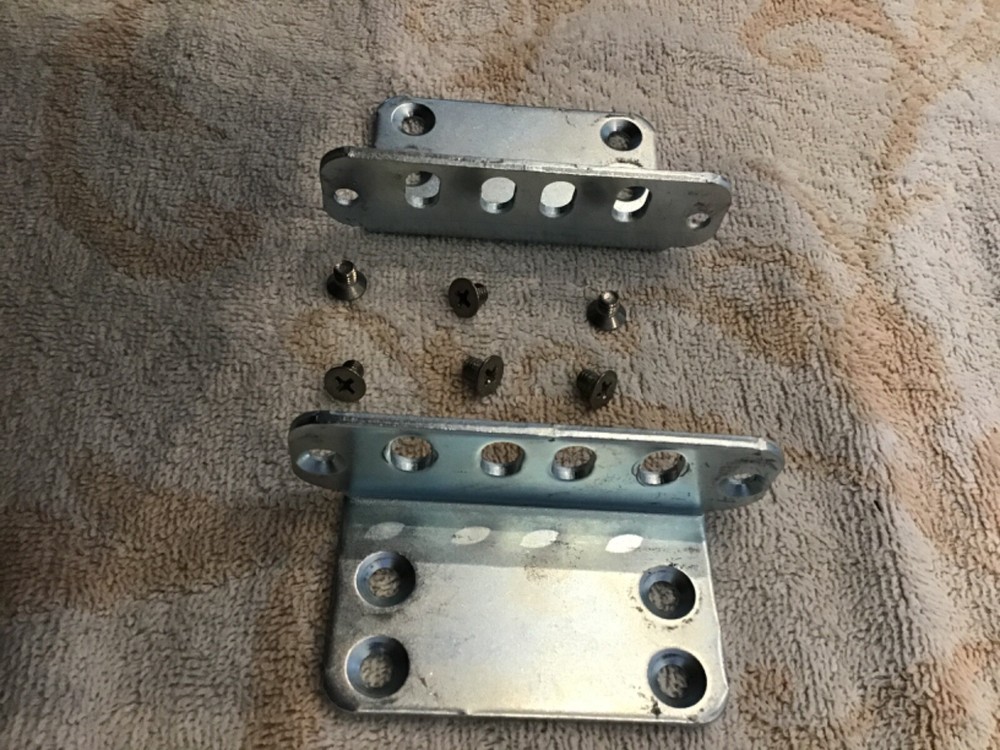 HP 5184-8395 Rack Ears w/Screws