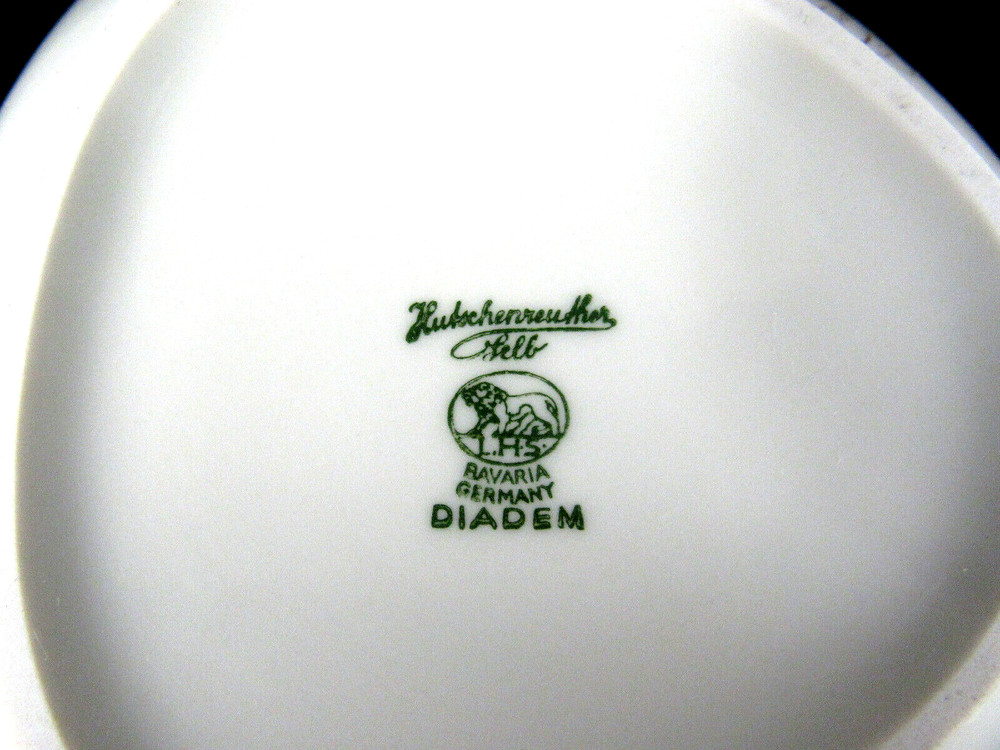 9" Hutschenreuther Selb Triangular Covered Vegetable Serving Dish Trend Pattern