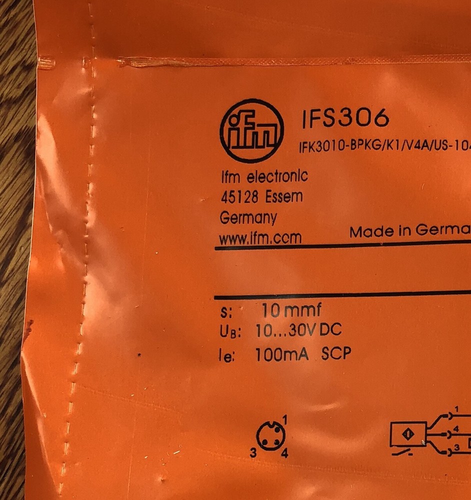 1PC New IFM Proximity switch IFS306