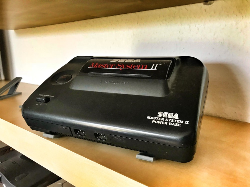 Universal game console stand display