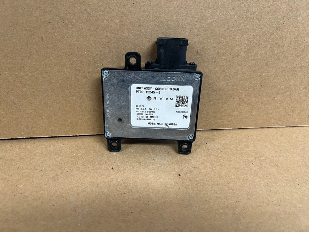 2022 - 2024 RIVIAN R1T REAR LEFT SIDE BLIND SPOT RADAR SENSOR MODULE OEM