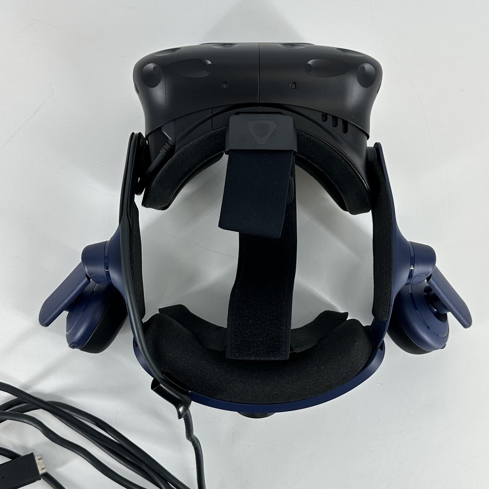 HTC Vive Pro 2 VR Headset w/ Controller/Link Box/Base Stations/USB Cable - Good