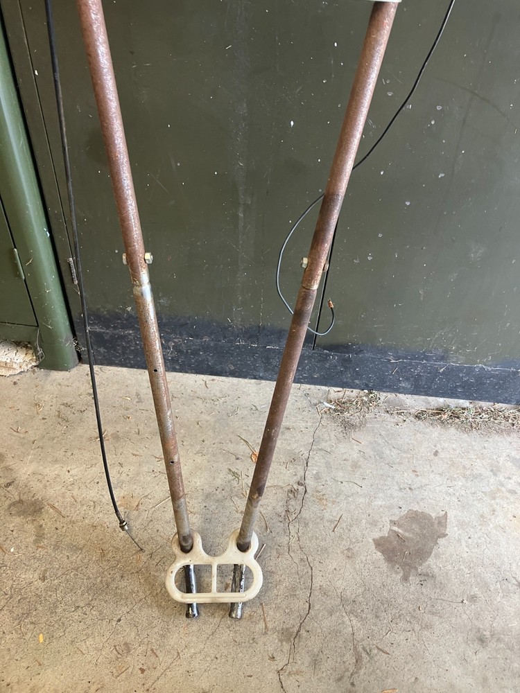 Mantis Tiller Handlebars with Grips.Throttle Cable,Kill switch, Carrying Handle