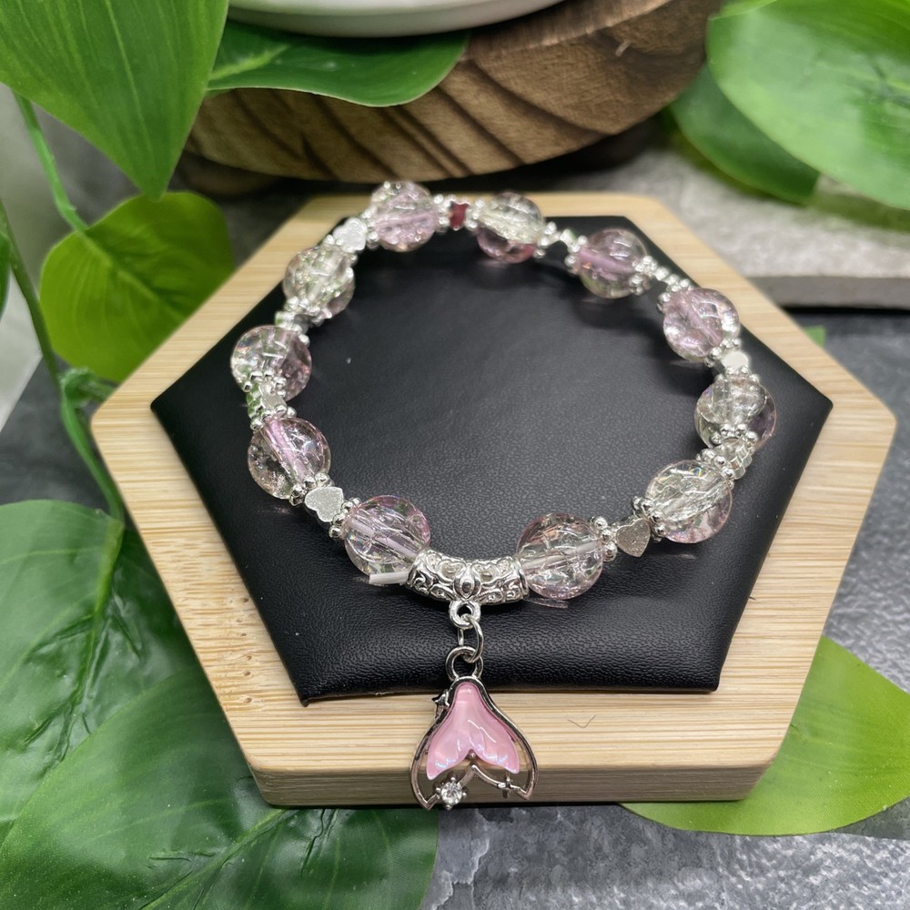Handmade Beaded Stackable 7” Plus Stretch Charm Bracelet New Heart B8442
