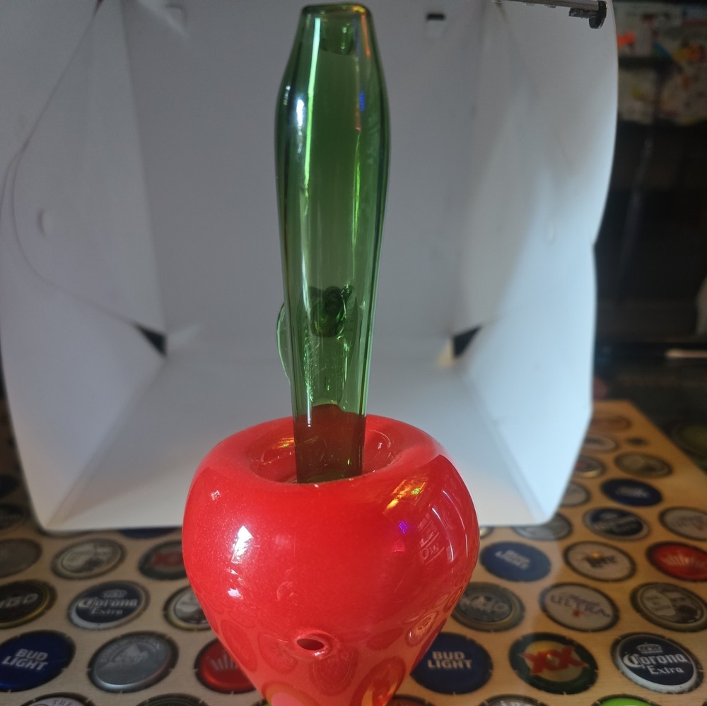 Apple Glass Tobacco Pipe 7" Spoon