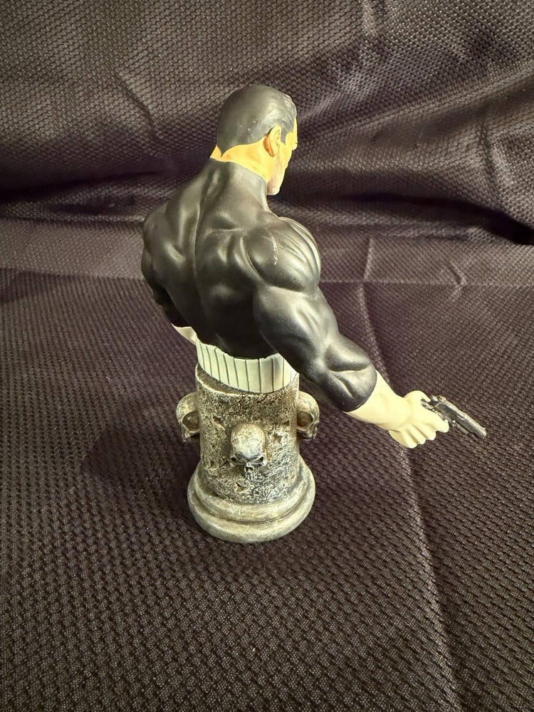 BOWEN DESIGNS 2004 Marvel Punisher Mini Bust Limited Edition #3027/5000 MIB