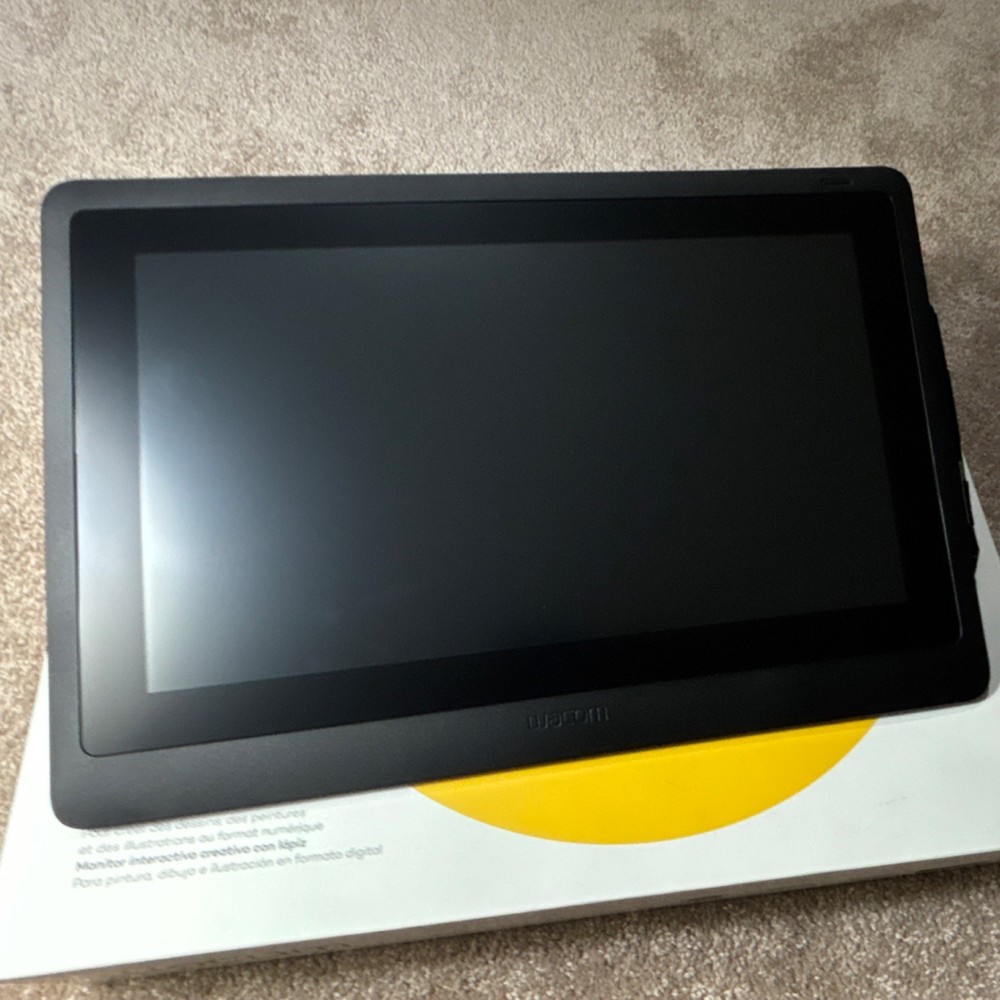 Wacom Cintiq 16 Creative Pen Display Graphics Tablet (UNUSED)