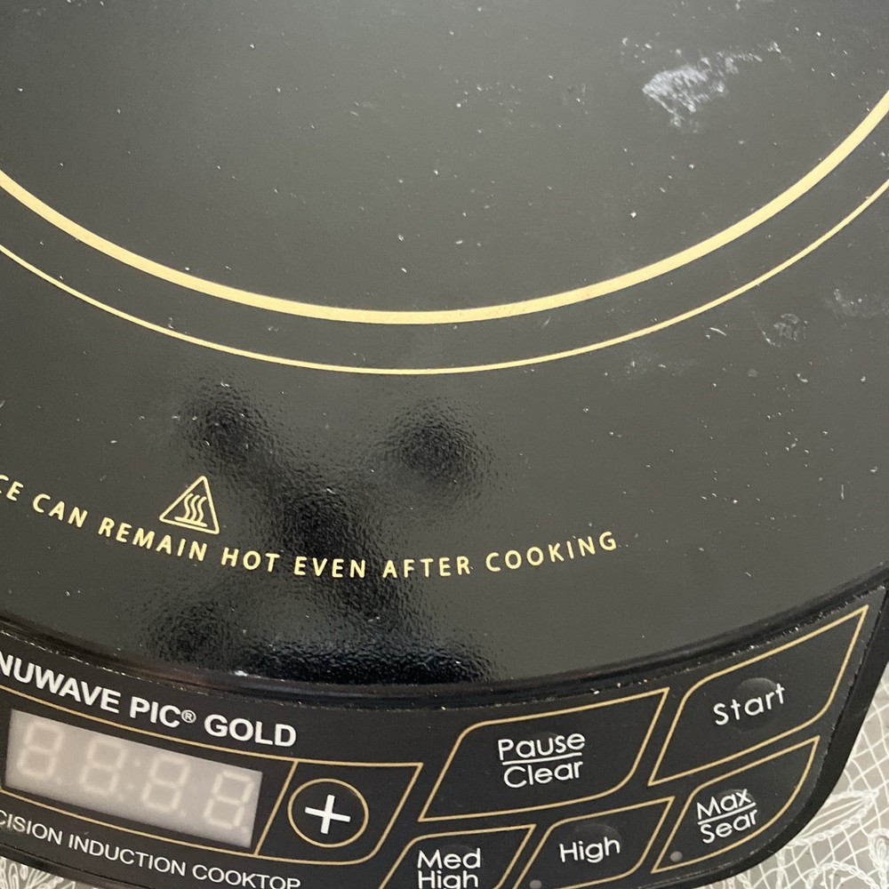 NuWave PIC Gold Precision Induction Portable Cooktop Burner Nice