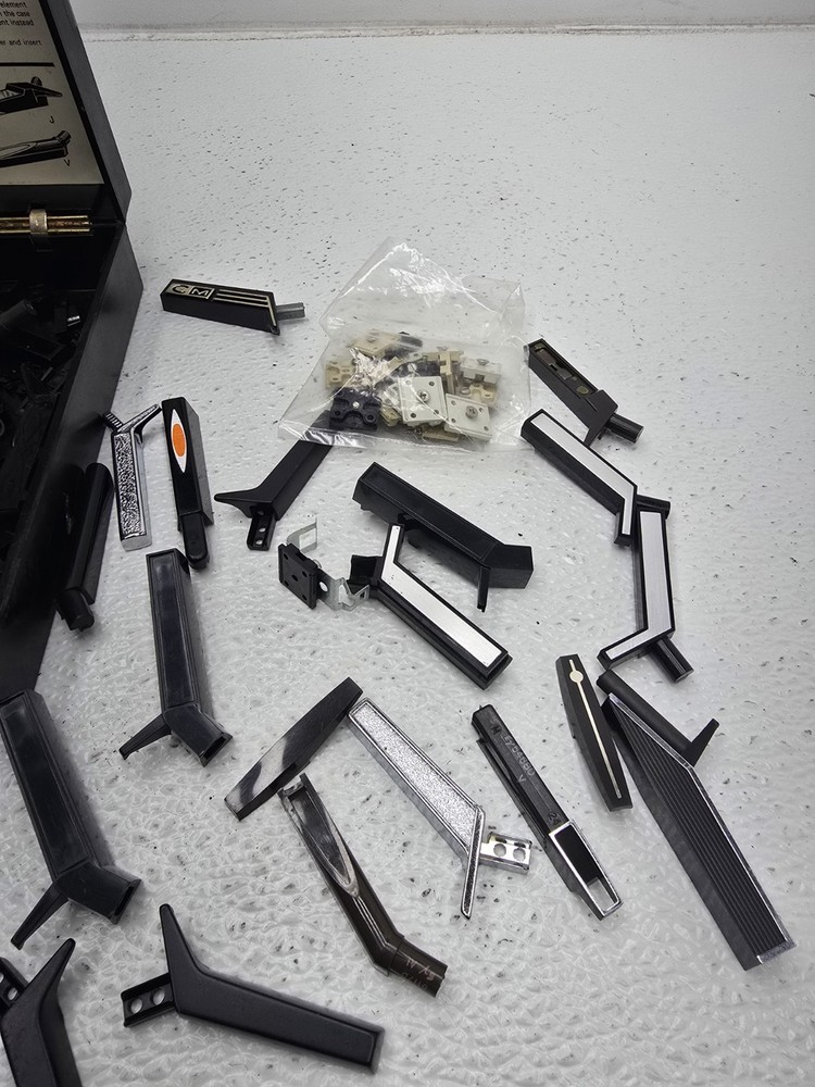 PHONOGRAPH NEEDLE CARTRIDGE ASTATIC LOT