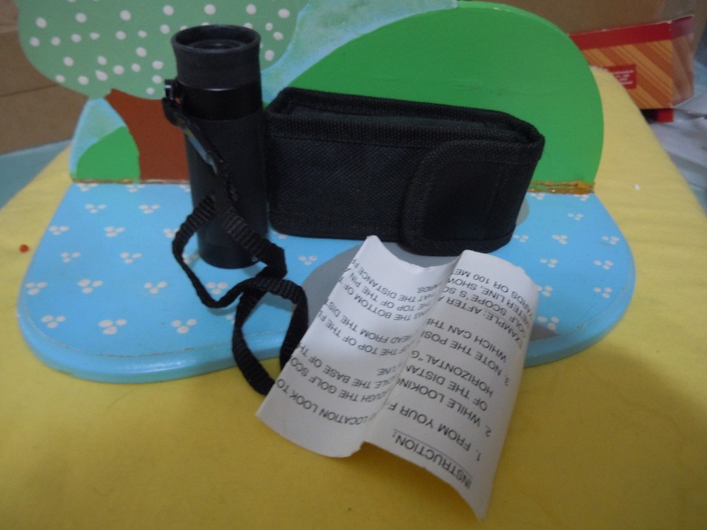 GOLF RANGE FINDER  WITH POUCH