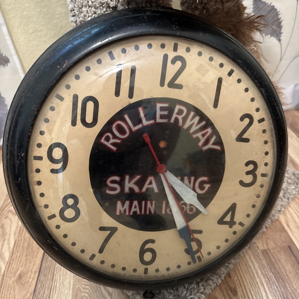 READ Vintage ROLLERWAY SKATING MAIN 1866 Advertising Clock By General Electric
