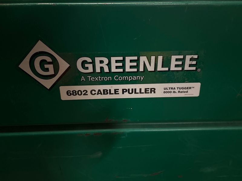 GREENLEE 6802 Tugger Cable Wire Puller 6802 With Storage Box