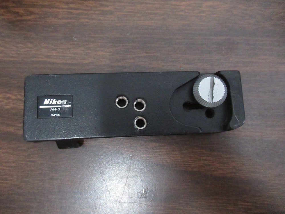 Nikon AH-3 Camera/Tripod Centering Mount