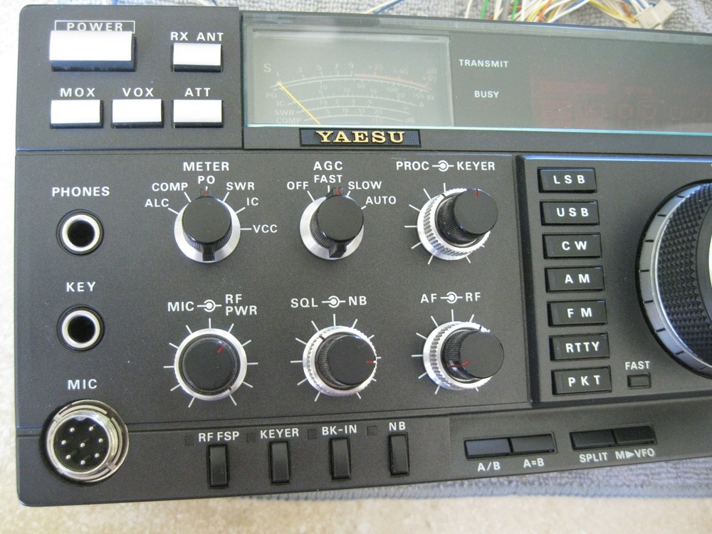 Yaesu FT-990 FRONT PANEL COMPLETE with display in Nice shape-works great