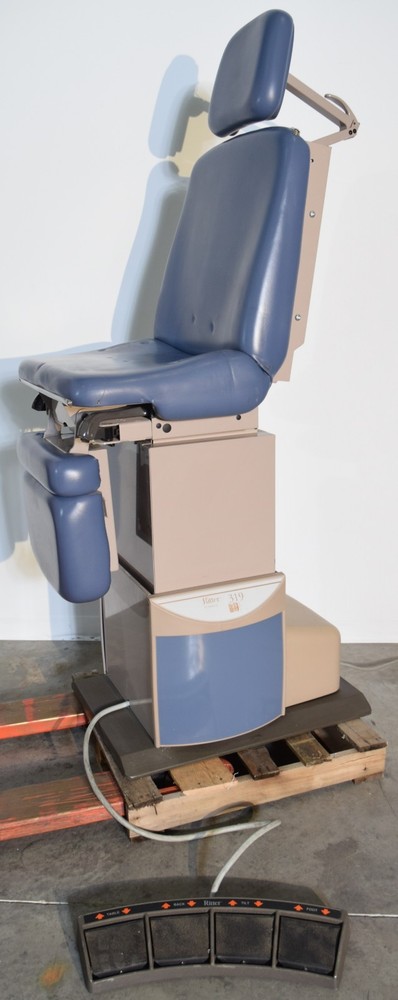 Midmark 319 Power Exam Chair with Foot Switch